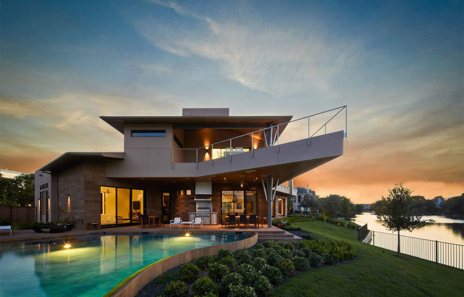 Villa with pool