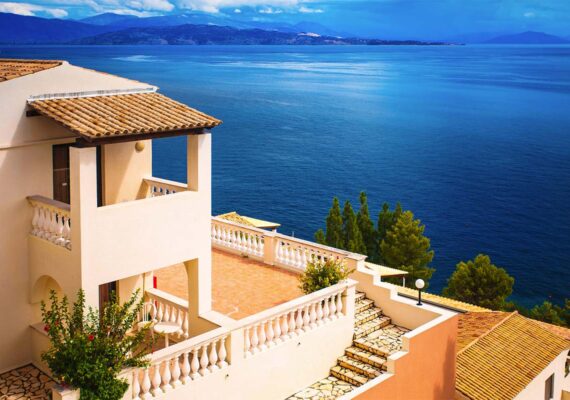 Dazzling Retreat Resort with the roof